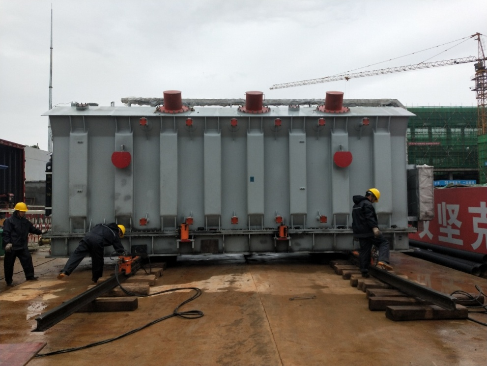 引進新設備 助力新發(fā)展 湖南電器檢測所有限公司搬遷擴建項目220kV主變就位